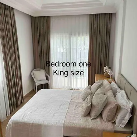 Villa Beautiful 5 Bed With Pool