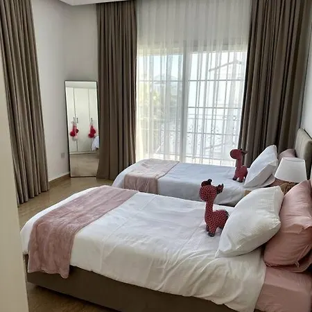 Beautiful 5 Bed With Pool Villa Perivolia tou Trikomou