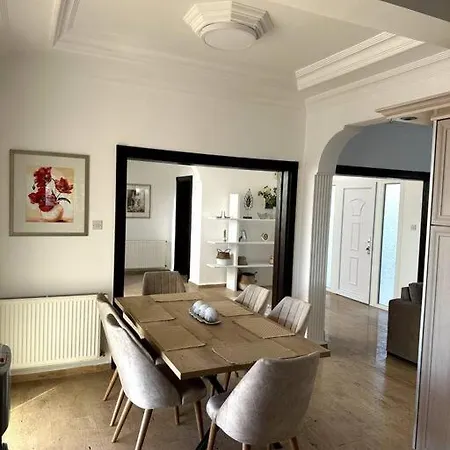 Beautiful 5 Bed With Pool * Perivolia tou Trikomou